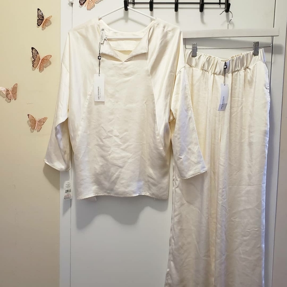 Molly Bracken x Lili Sidonio set - Picture 2 of 2